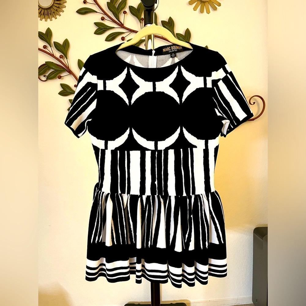 NWOT - Marc Bouwer - Peplum Top
